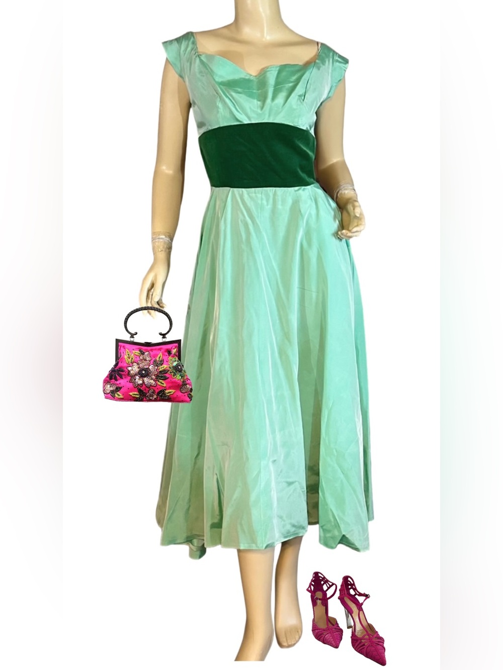 VINTAGE 1950'S GREEN SATIN WITH VELVET BOW PARTY DRESS (S)
